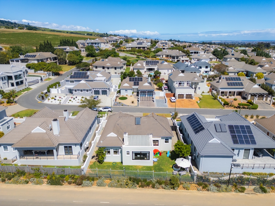 3 Bedroom Property for Sale in Zevenwacht Country Estate Western Cape